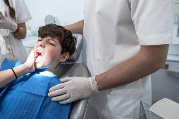 Best Emergency Tooth Extraction in Redan, GA